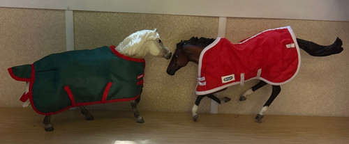 Two breyer horses frankel - breyer,