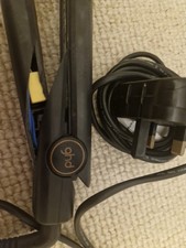 GHD SS4.0 Wide Hair Straightners  damaged/cracked casing.  For Spares or Repair