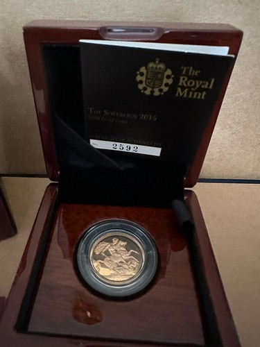 The royal mint 22ct - the,