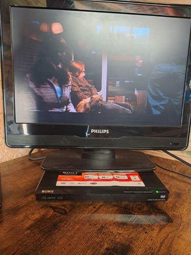 Small sony dvd player - dvd,