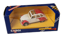 C77: Corgi Citroen 2CV, C346/1