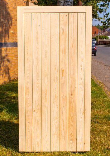 Wooden garden gate - wooden, silkstone