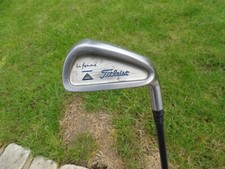 LADIES TITLEIST  5 IRON 28* GRAPH LADIES FLEX WOULD ALSO WORK FOR A  JUNIOR