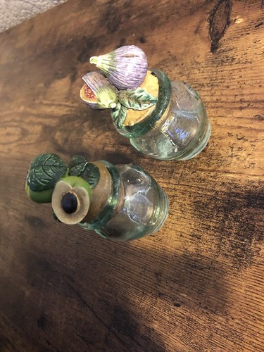 Vintage round spice jars - spice, set