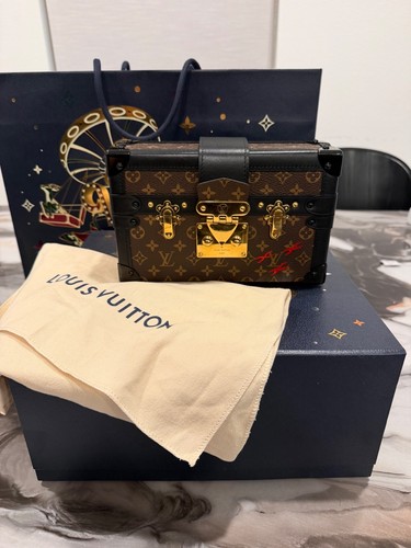 Louis vuitton petite - louis,