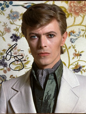 David Bowie Signed 8x10