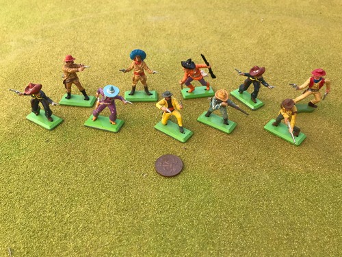 Britains deetail 1 herald - deetail,