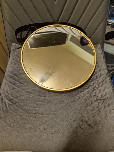 Gold round hanging - round,