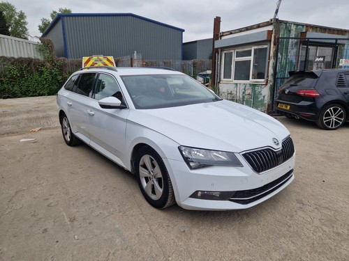 Skoda superb mk3 dsg - superb, 2l