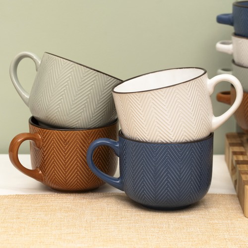 Set chevron stoneware - of, 4