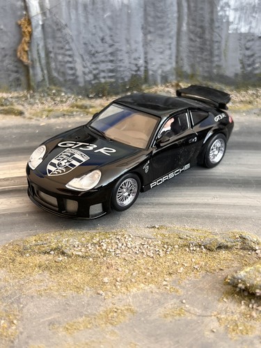 Scalextric porsche 911 - gt3r,