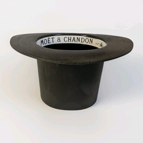 Moët chandon champagne - champagne, ice