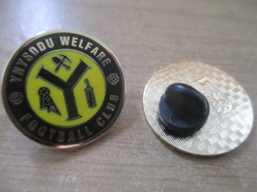 Ynysddu welfare fc - 2,