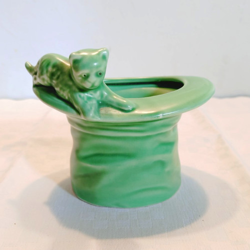 Sylvac cat hat 477 ceramic - sylvac, in