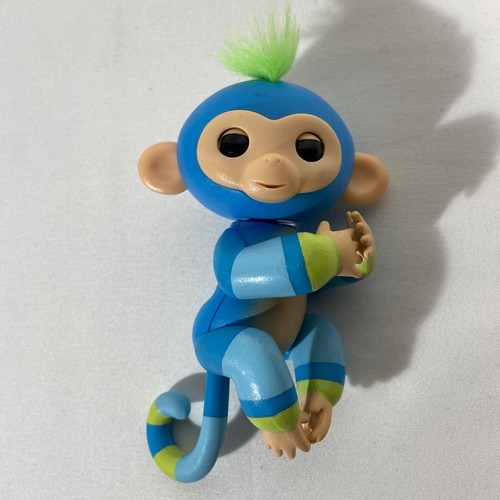 Fingerlings blue interactive - fingerlings,