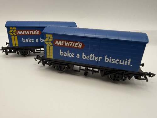Mcvities biscuit closed - mcvities, wagon