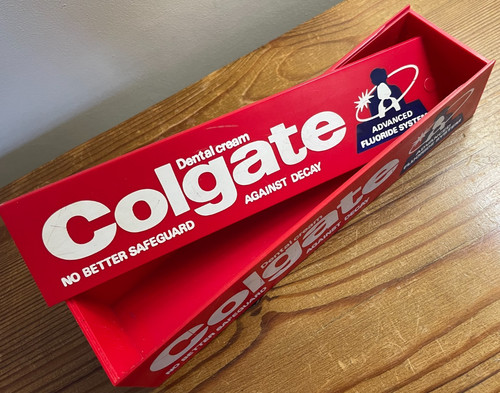 Vintage 1982 colgate - vintage,
