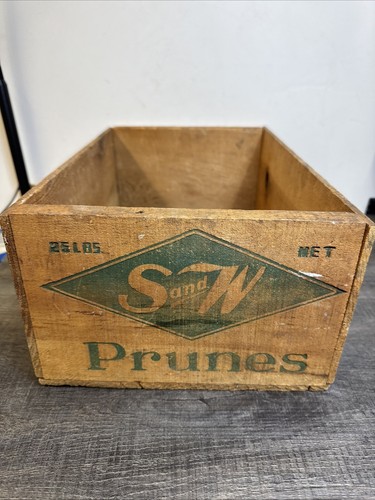 Vtg wooden fruit crate - fruit,