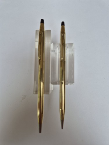 Vintage cross 10kt rolled - cross, gold