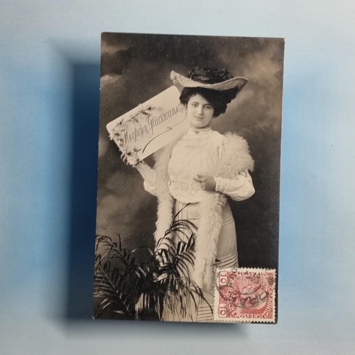 Glamour postcard 1908 real - glamour,