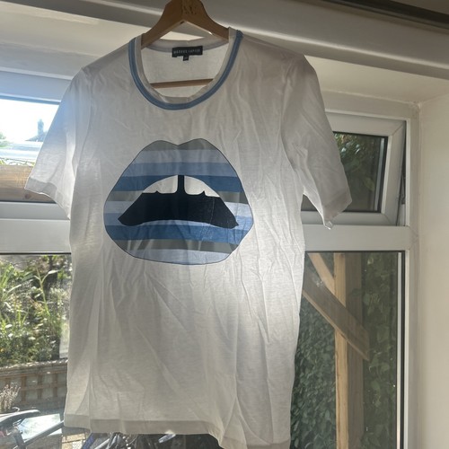 Markus lupfer lips logo white - markus,