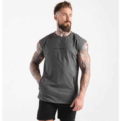 Squat wolf statement shoulder - statement,