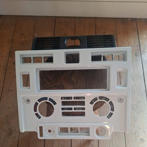 Land rover defender tdci - ,
