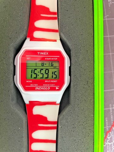Vintage timex classic red - 80,