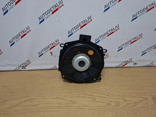 Bmw e70 subwoofer - x5,