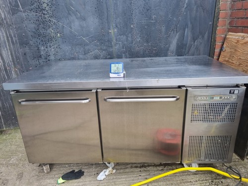 Gram door under counter - 2,