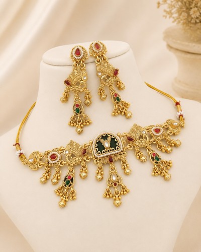 Indian gold tone choker - gold,