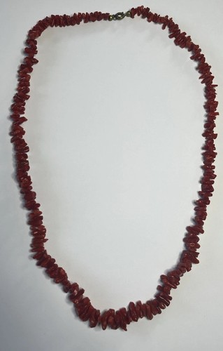 Stunning vintage red - stunning, coral