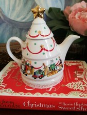 WADE ENGLISH LIFE CHRISTMAS TEAPOT SMALL WHITE MERRY CHRISTMAS TEAPOT - UNUSED