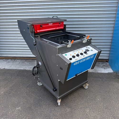 Clarke 1820 vacuum - cr,