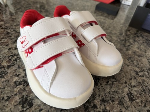 Minnie mouse adidas - minnie,