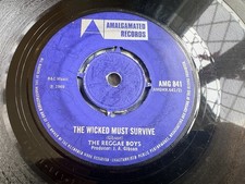 The Reggae Boys – Me No Born