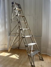 Antique Lattice Step Ladder 