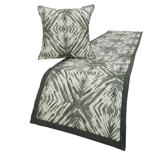 Decorative king bed runner - king,