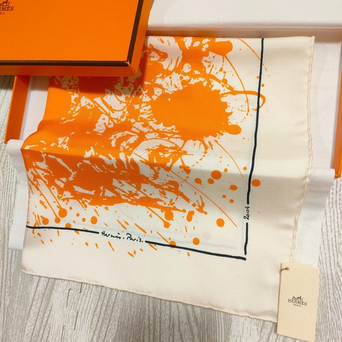 Unused box hermes petit - w/box,