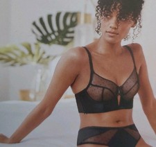 2x Balcony boutique bra