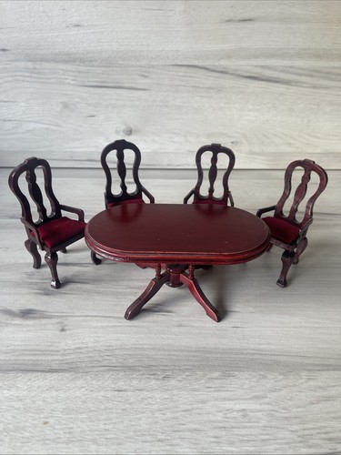 Dollhouse oval dining room - oval,