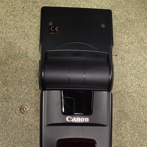 Canon speedlite 550ex hot - 550ex,
