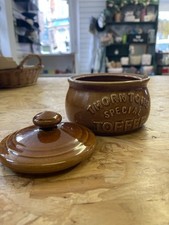 Thorntons Special Toffee Ceramic Sweet Candy  Jar/Pot With Lid Brown Vintage 