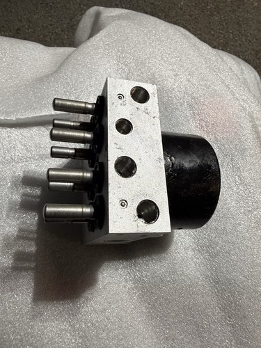 Abs pump 7h0614117 1 9 - pump, 1.9