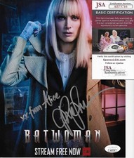 Signed Rachel Skarsten