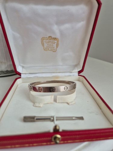 Cartier love bracelet 18k - love,