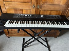 Roland VR730 V-Combo Organ/Piano/Synth 73-Key Excellent Condition