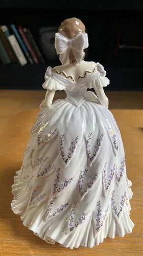 Royal worcester figure called - worcester,