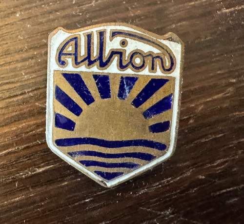 Vintage albion enamel pin - vintage,