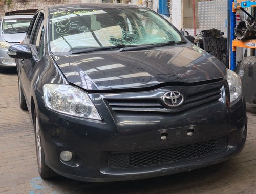 Toyota auris petrol - toyota, 1.3